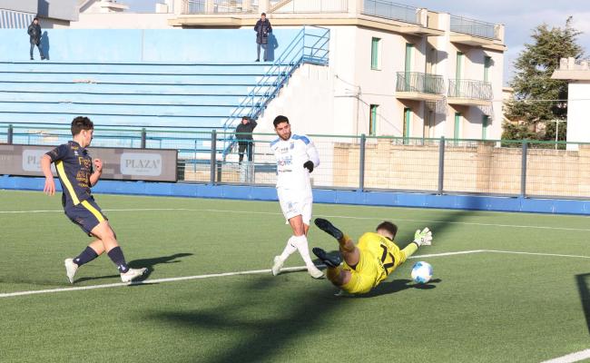 Barranco insacca l'1-0 contro il Gravina